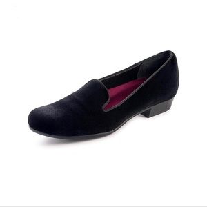 Munro Cerise Smoking Slipper Loafer WIDE WIDTH Size 8W